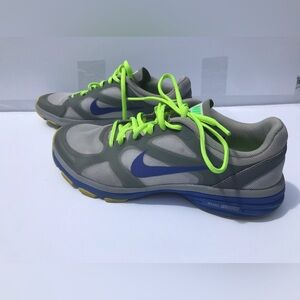 NIKE Dual Fusion Training shoes, Women’s Size 6, Like New